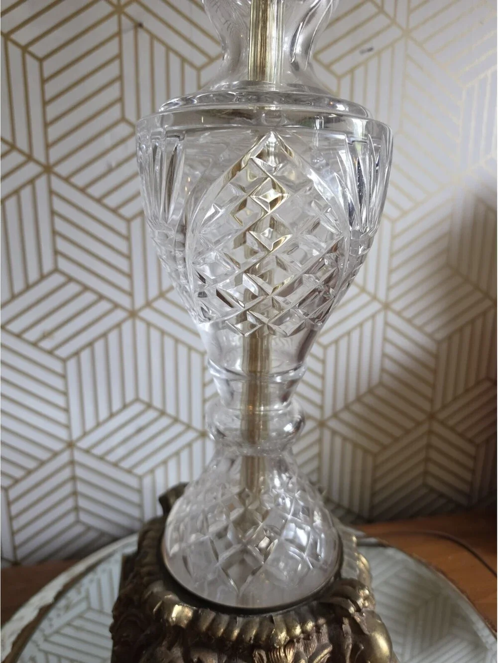 Vintage Hollywood Regency Brass And Cut Crystal And Glass Tall Table Lamp